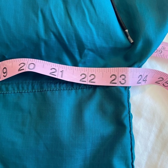 HELLY HANSEN VTG 90s Y2K Packable Nylon Full Zip Windbreaker Mens Small - Picture 7 of 9